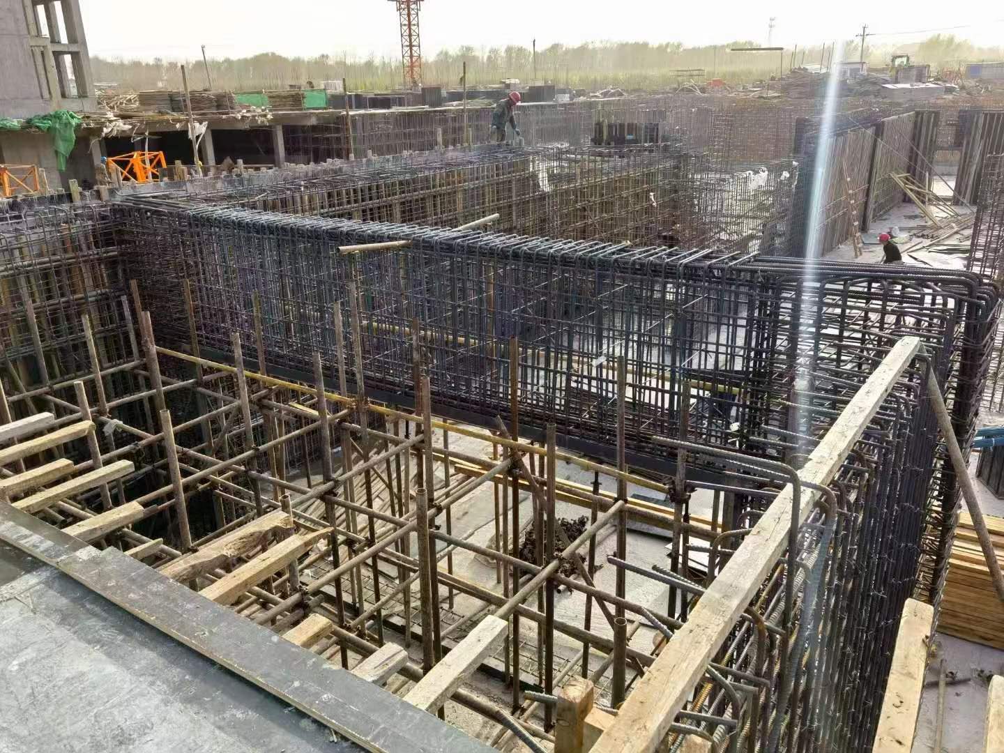 自贡建筑基础筏板施工时混凝土有哪些常见问题?